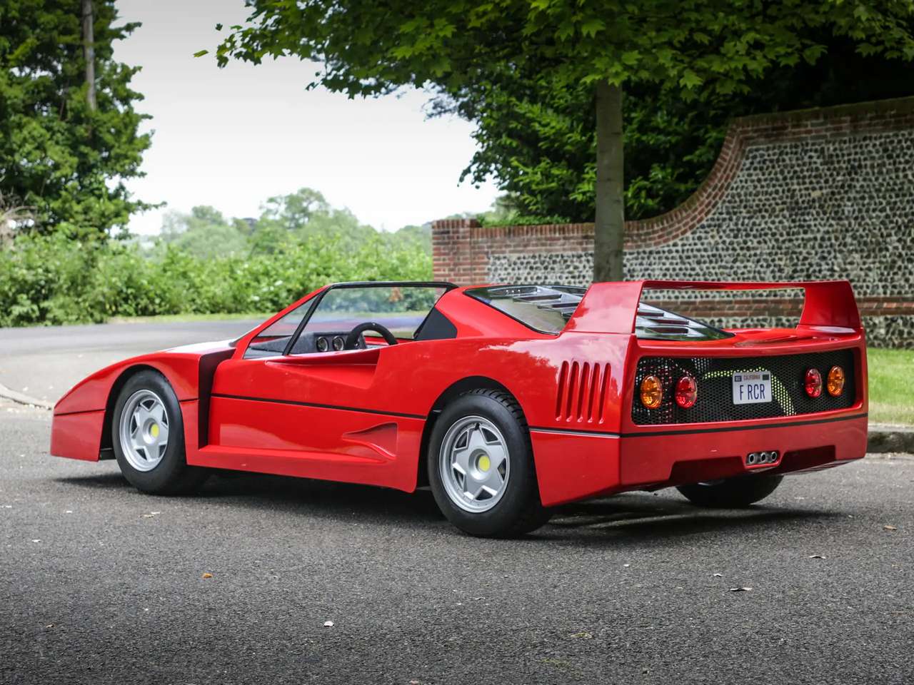 F40